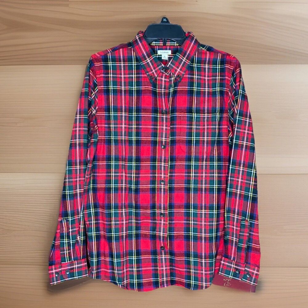 LL Bean Scotch Plaid Flannel Shirt Womens Medium Red Blue Button Down